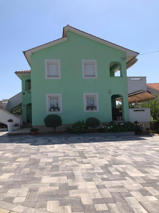 Lucija Apartments Vrh  Esterno foto
