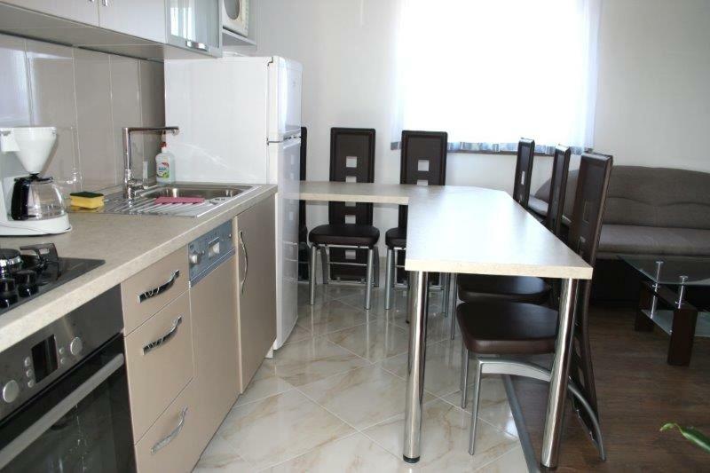 Lucija Apartments Vrh  Esterno foto