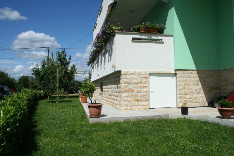Lucija Apartments Vrh  Esterno foto